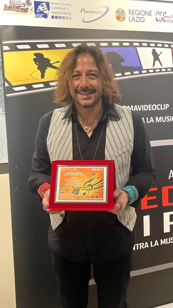 Simone Tomassini premio videoclip