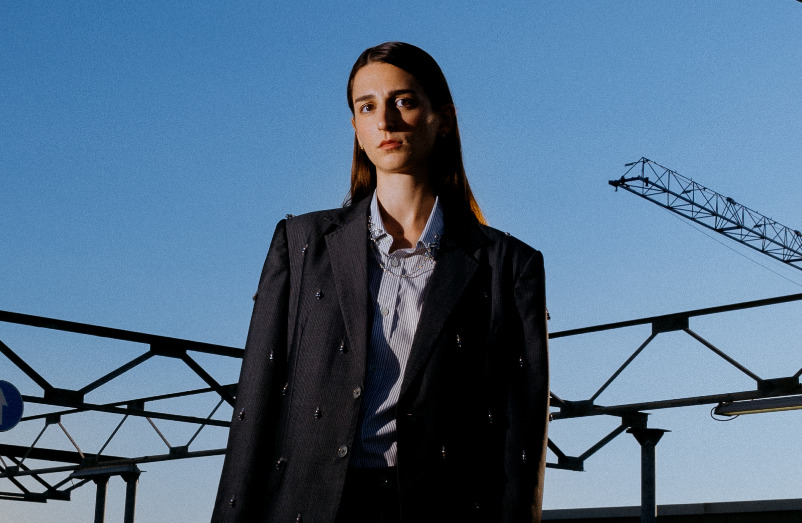 Emma Nolde annuncia l’uscita del suo nuovo album “NUOVOSPAZIOTEMPO”