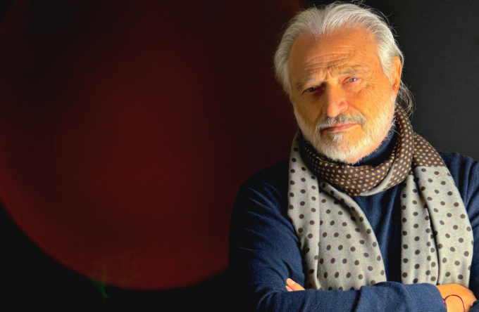 "I colori dell'est" il nuovo singolo di Amedeo Minghi