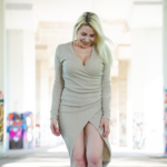 Ti saluta questo canto Romina Falconi