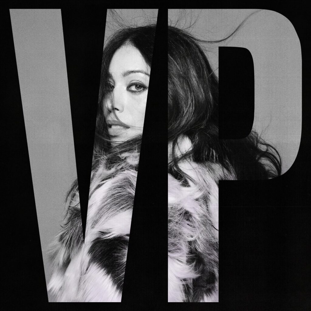 cover Valentina Parisse "VP"