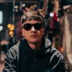 ULTIMO fuori oggi con il nuovo singolo "Bella Davvero"