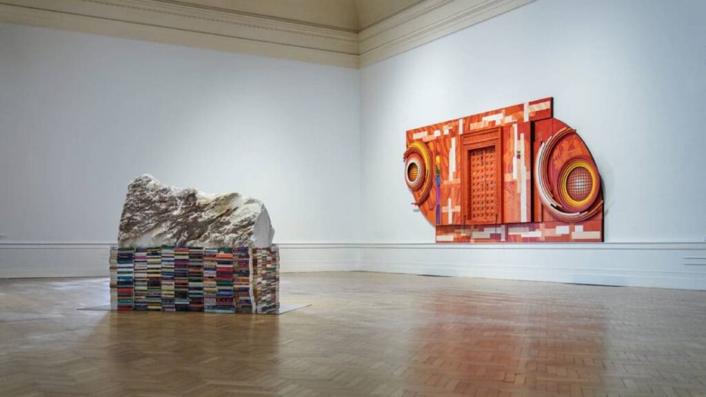 Ahmet Güneştekin, artista turco di origine curda, occupa le sale della Galleria Nazionale d’Arte Moderna e Contemporanea