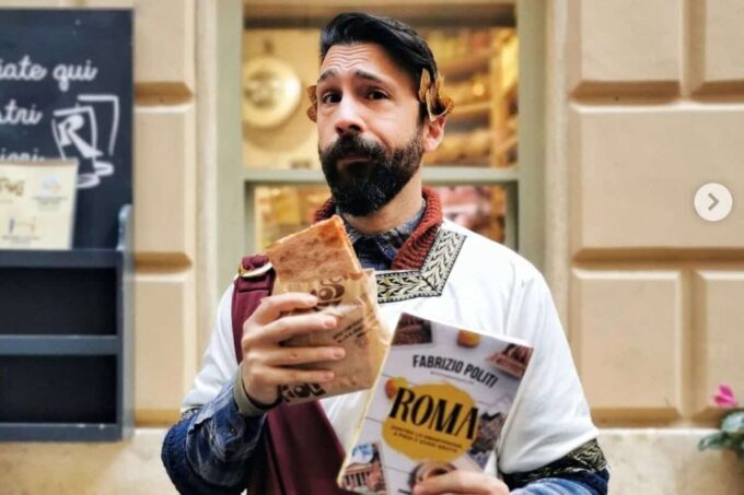 Leggi estratto Segui l'autore Fabrizio Politi Fabrizio PolitiFabrizio Politi Segui Roma. Dentro lo smartphone, a piedi e quasi gratis