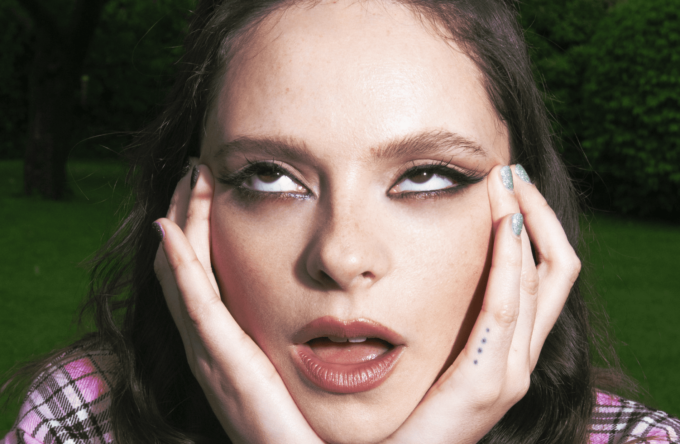 Francesca Michielin fuori da oggi "Quello che ancora non c'è (Im)perfetta Version"