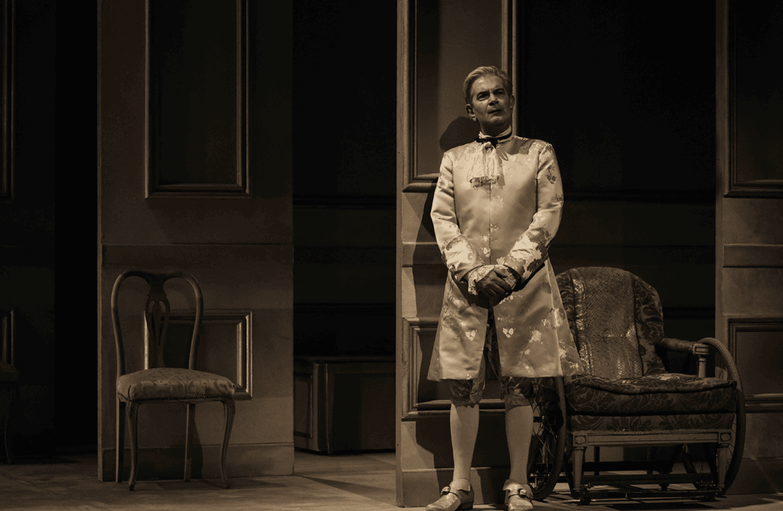 Amadeus arriva a Pesaro