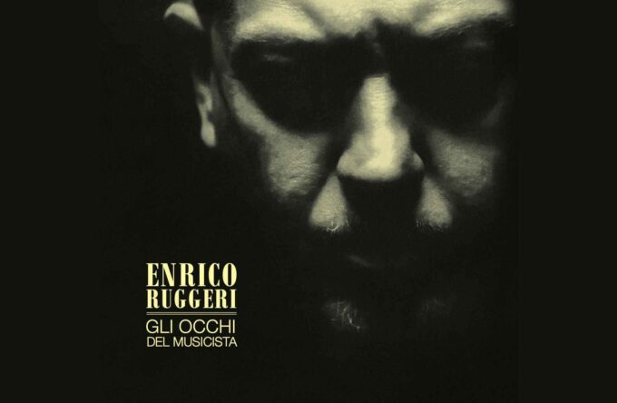 Gli occhi del musicista Enrico Ruggeri