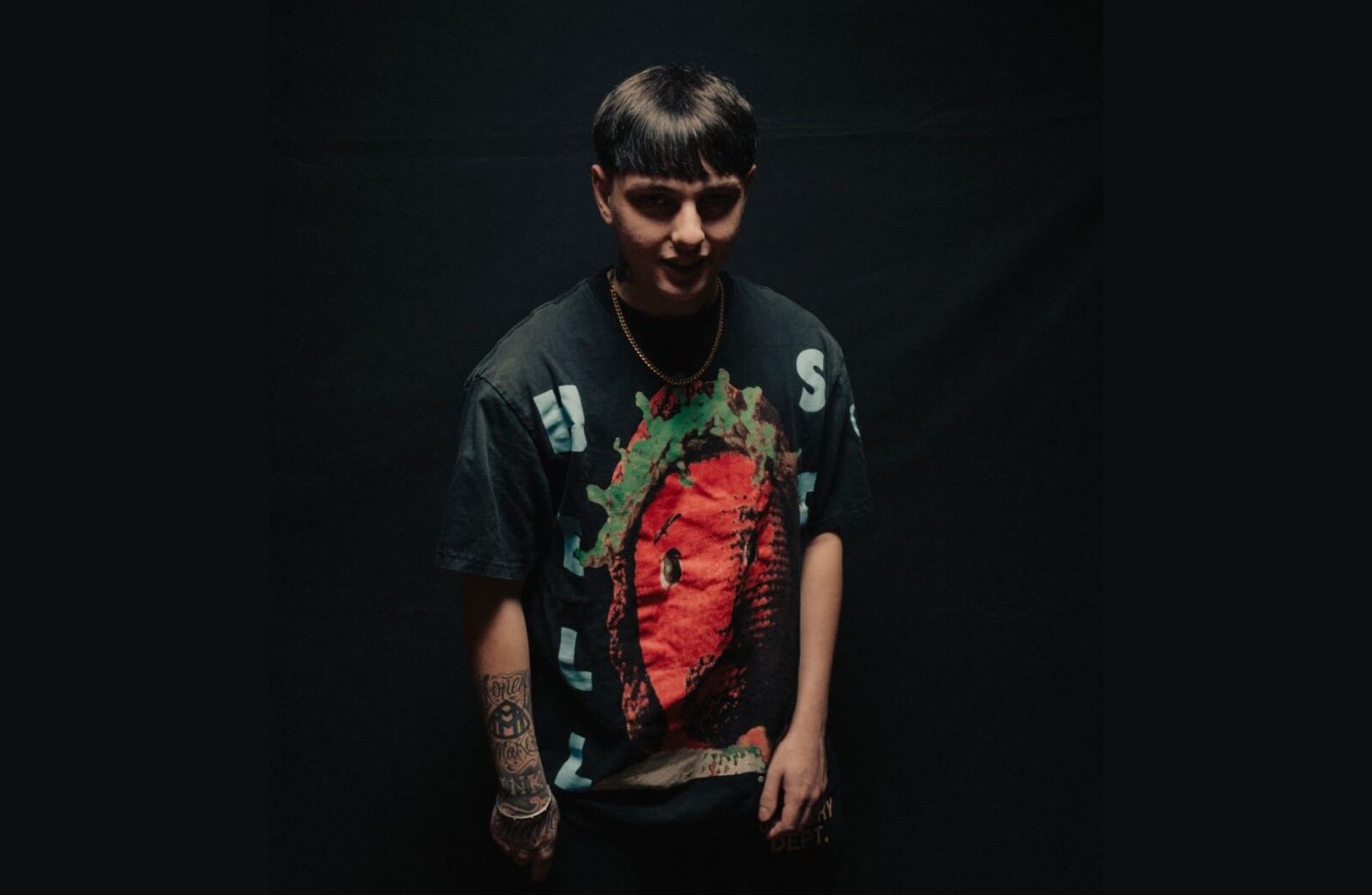 videoclip Dagood YL Camicia e Zanotti