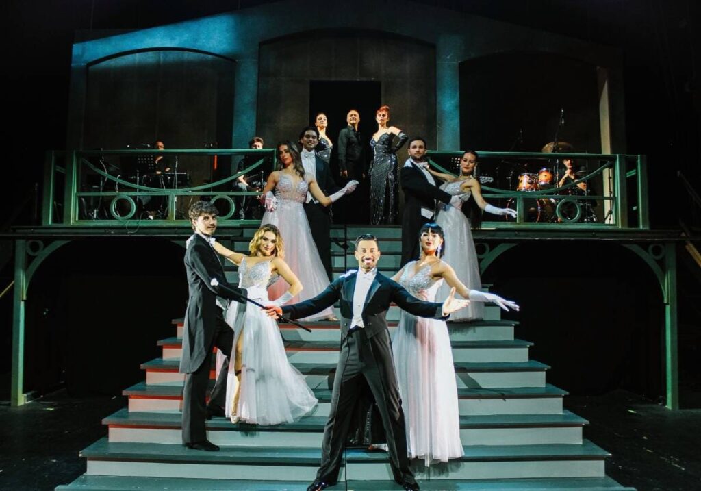 Giovanni Pernice "Shall We Dance!"