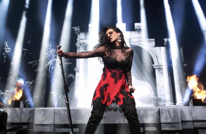 Laura Pausini canta inno Italia al GP Monza