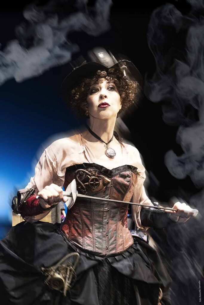 Fano teatro Veronica Pivetti, protagonista dal 7 al 10 gennaio de “L'inferiorità mentale della donna”